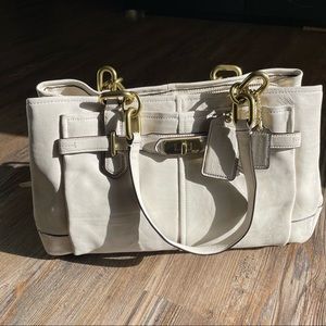 Coach Chelsea Leather Jayden Carryall - White